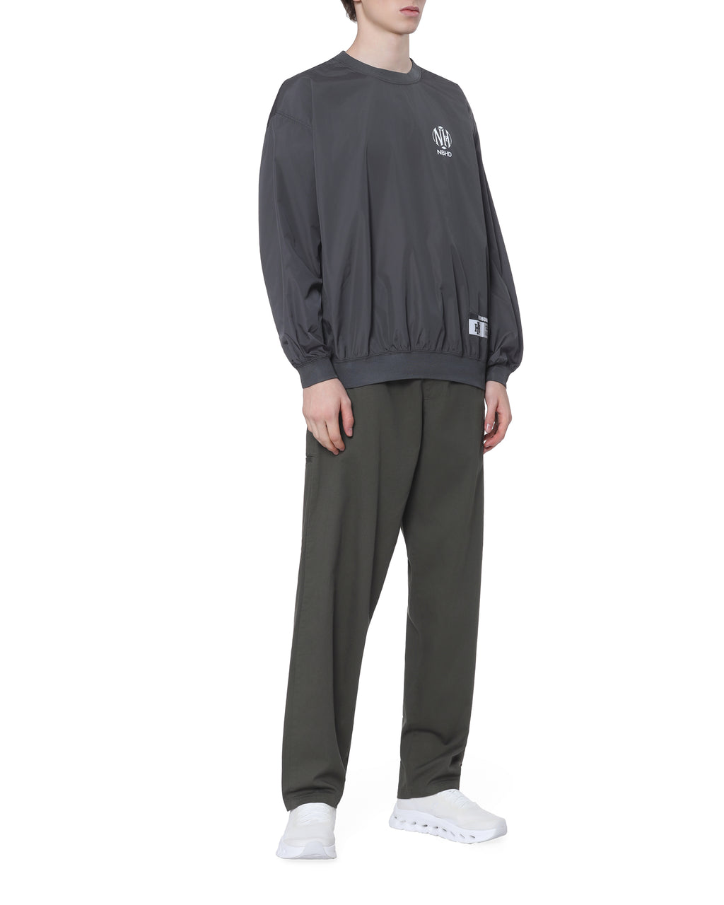 Crew neck long sleeve pullover
