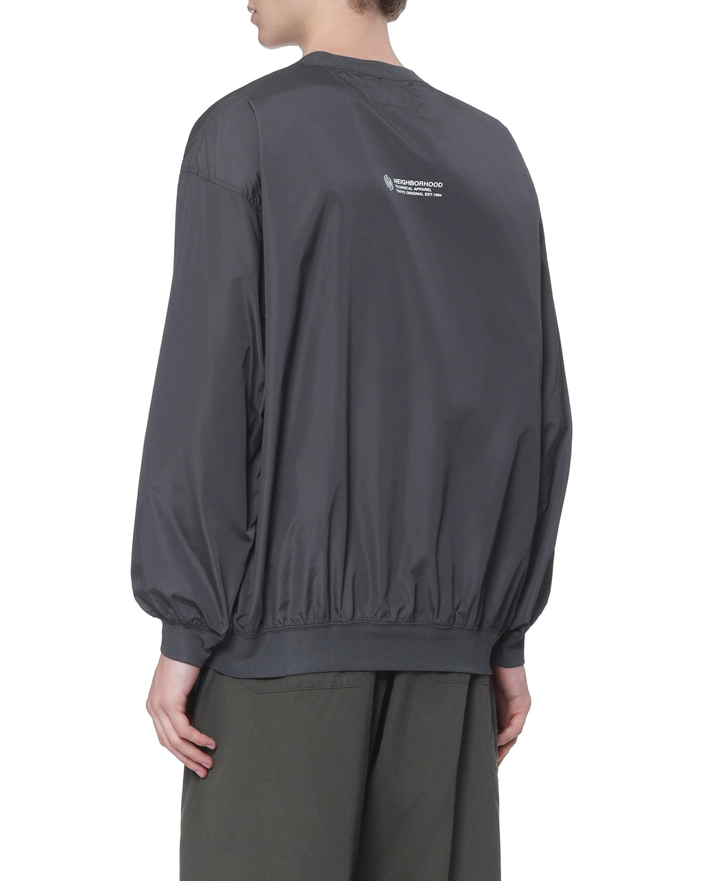 Crew neck long sleeve pullover