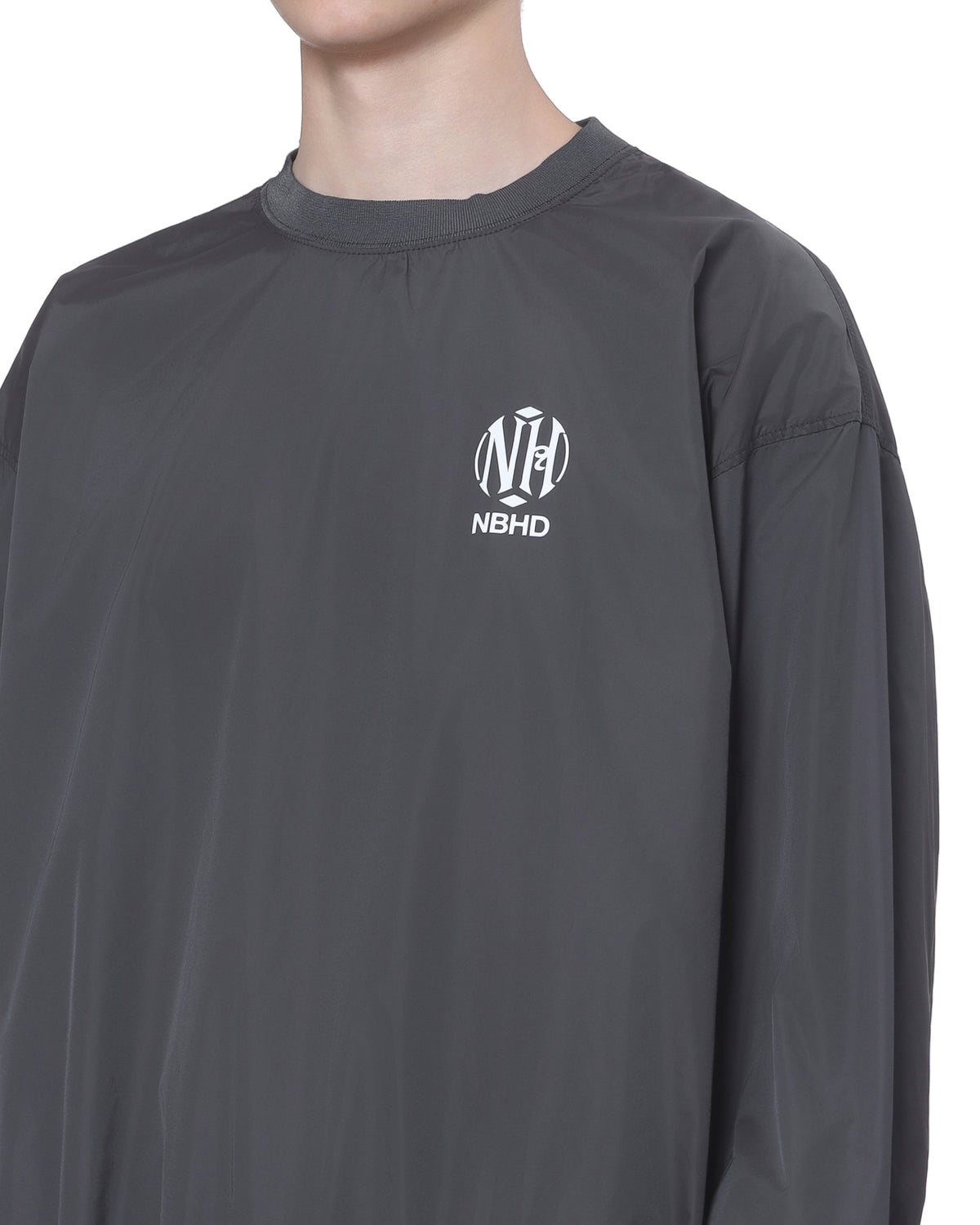 Crew neck long sleeve pullover