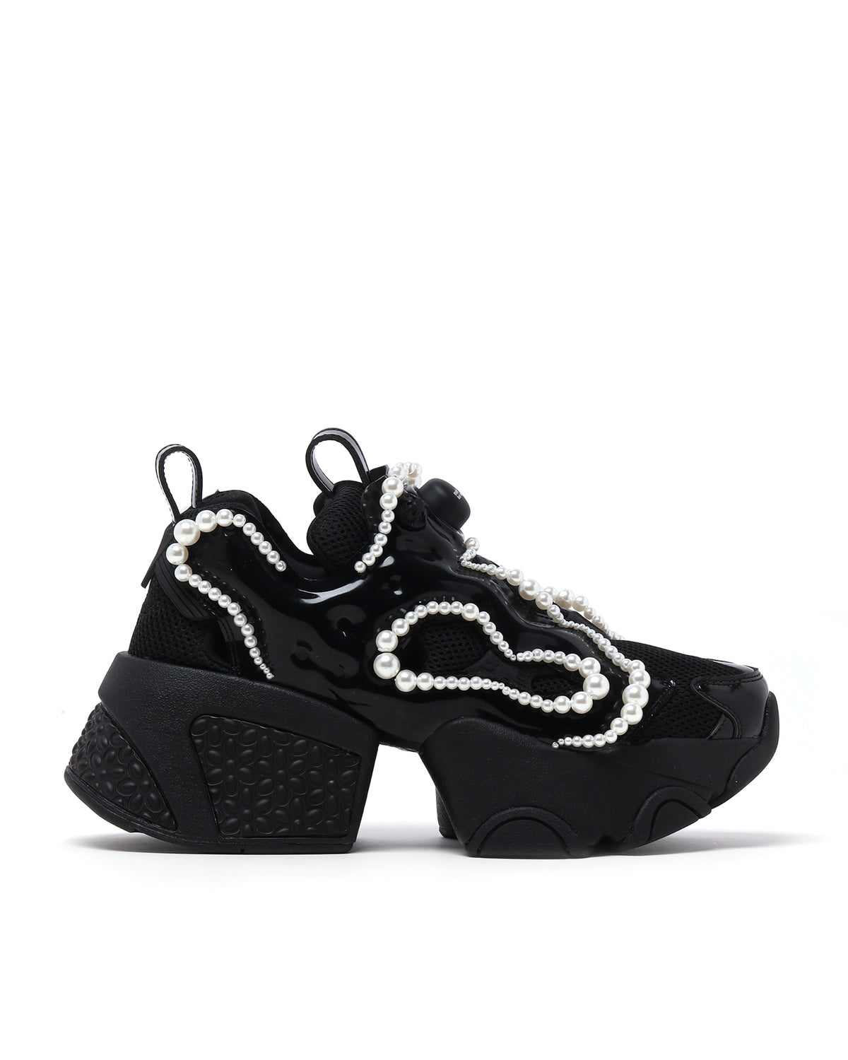 Flying pearl pump fury sneakers