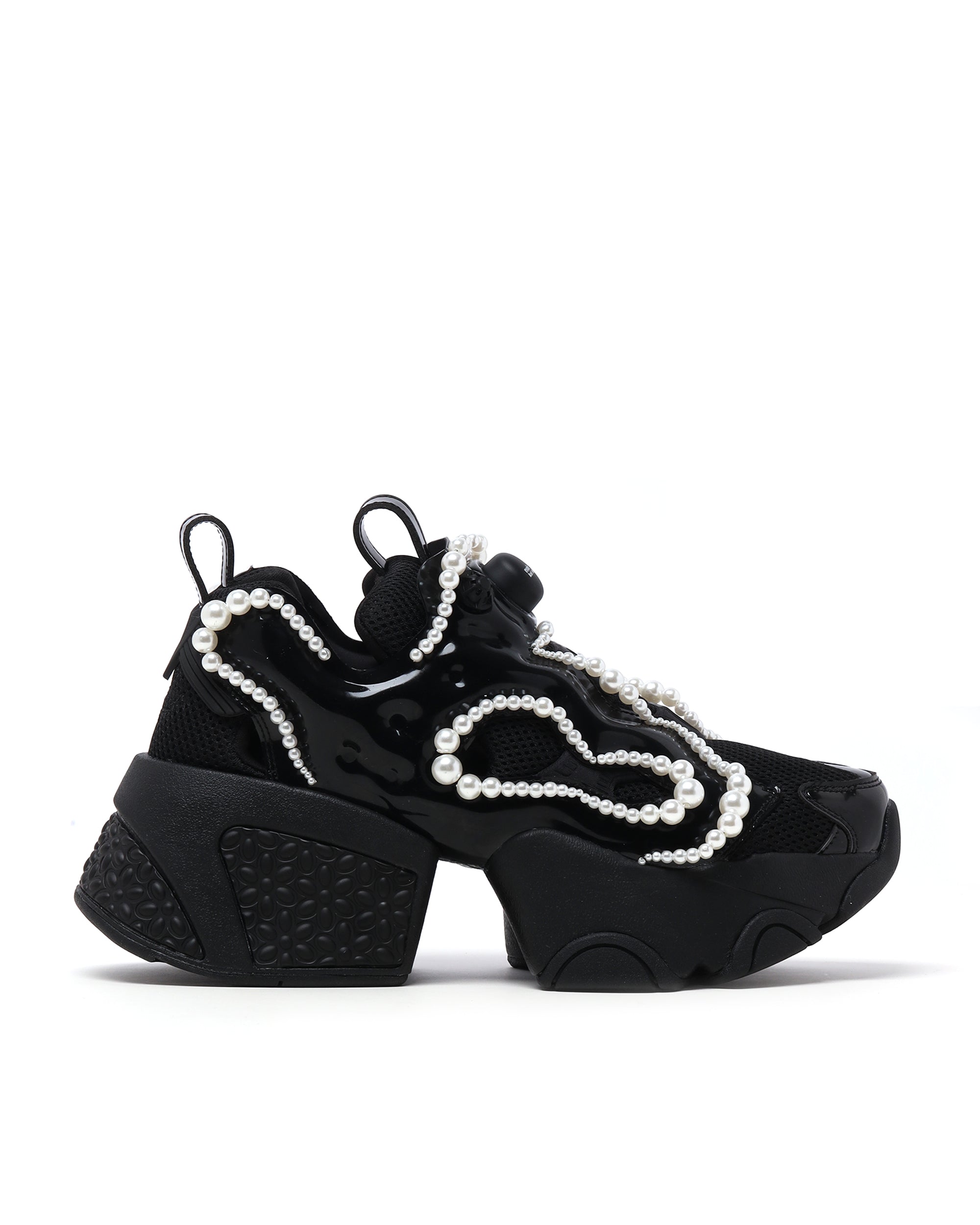 Flying pearl pump fury sneakers
