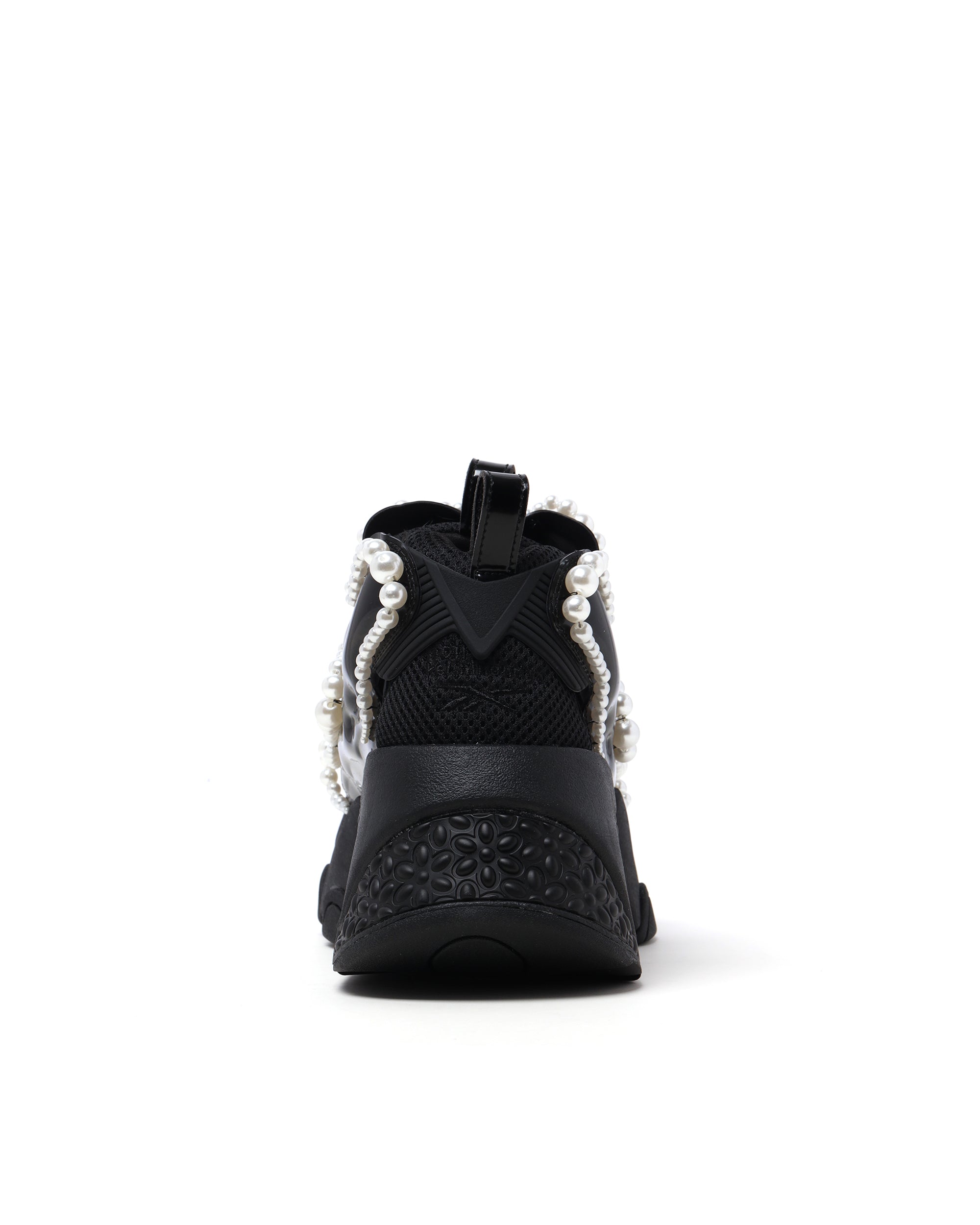 Flying pearl pump fury sneakers