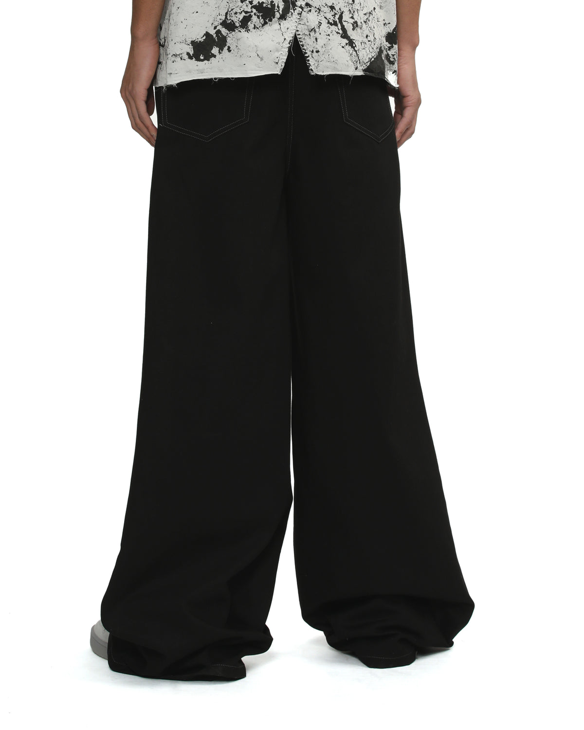Wide leg jeans