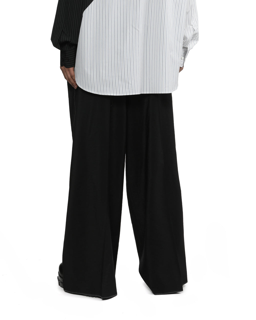 Relax wide-leg pants