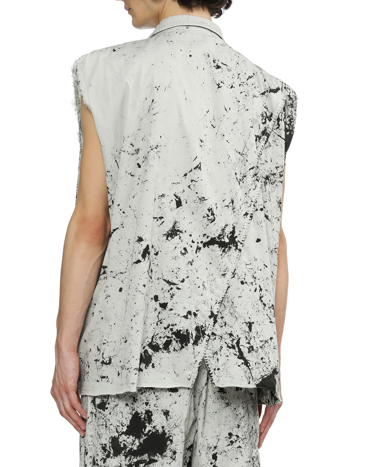 Printed sleeveless blazer