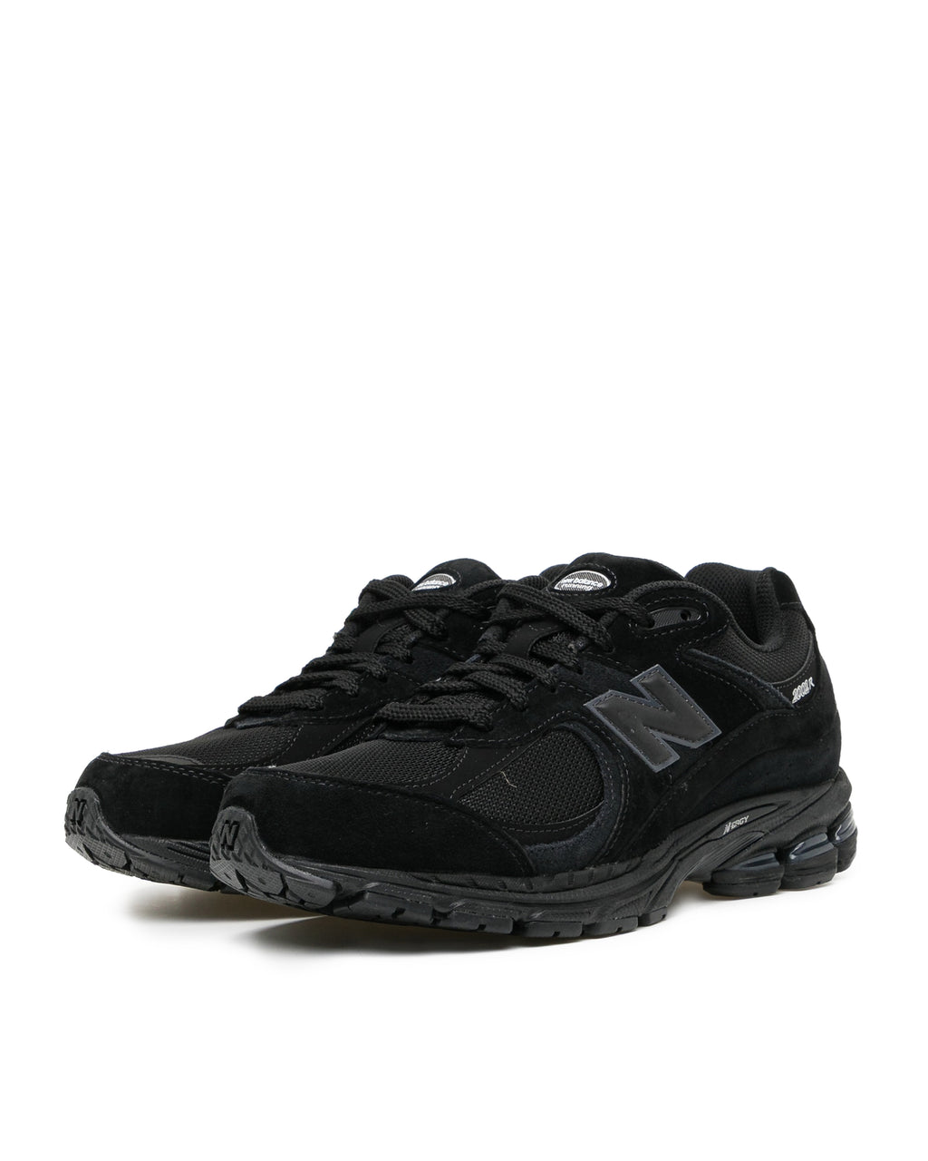 2002R sneakers