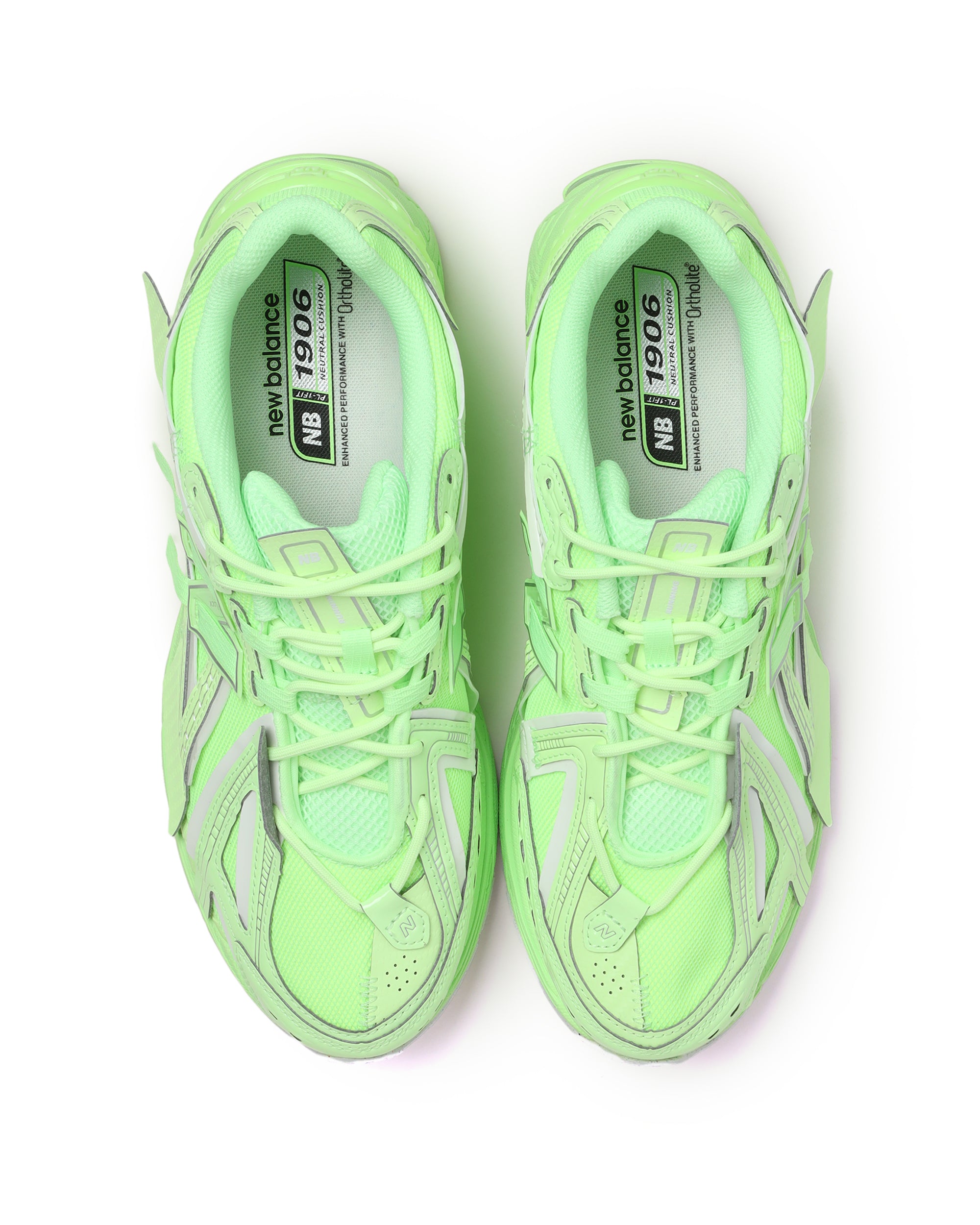 1906A sneakers