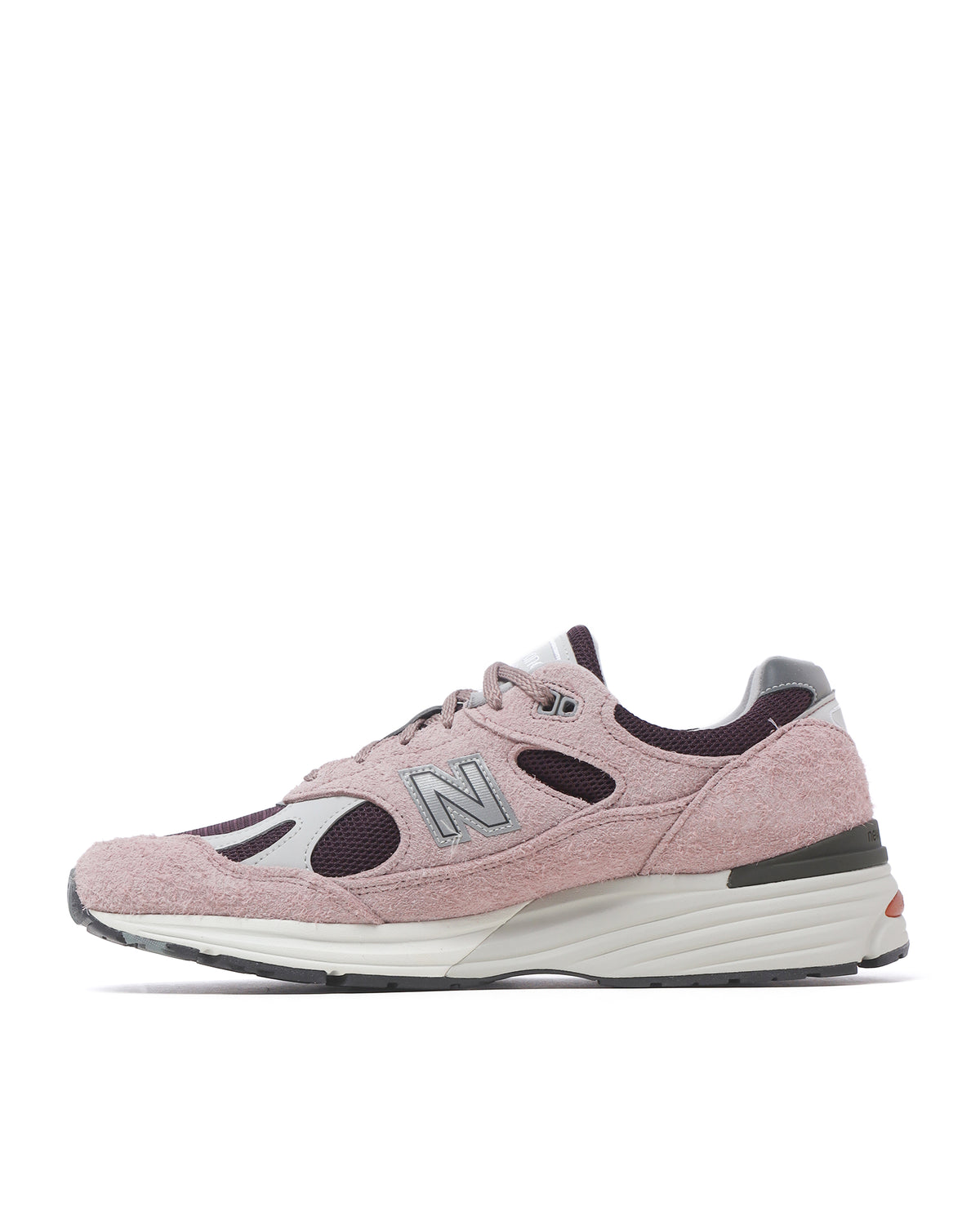 991v2 sneakers