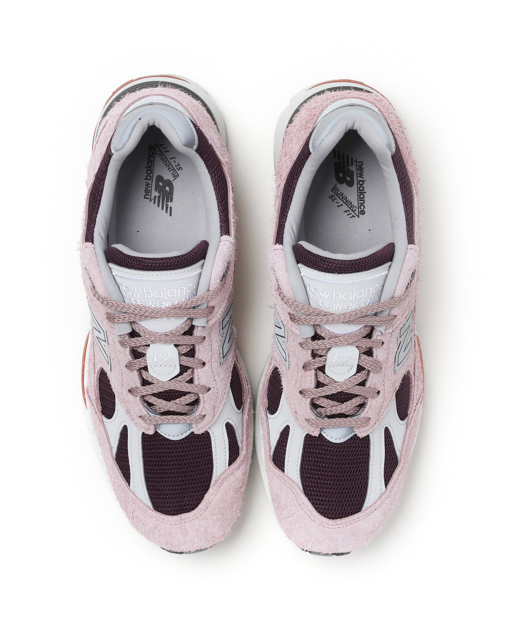 991v2 sneakers