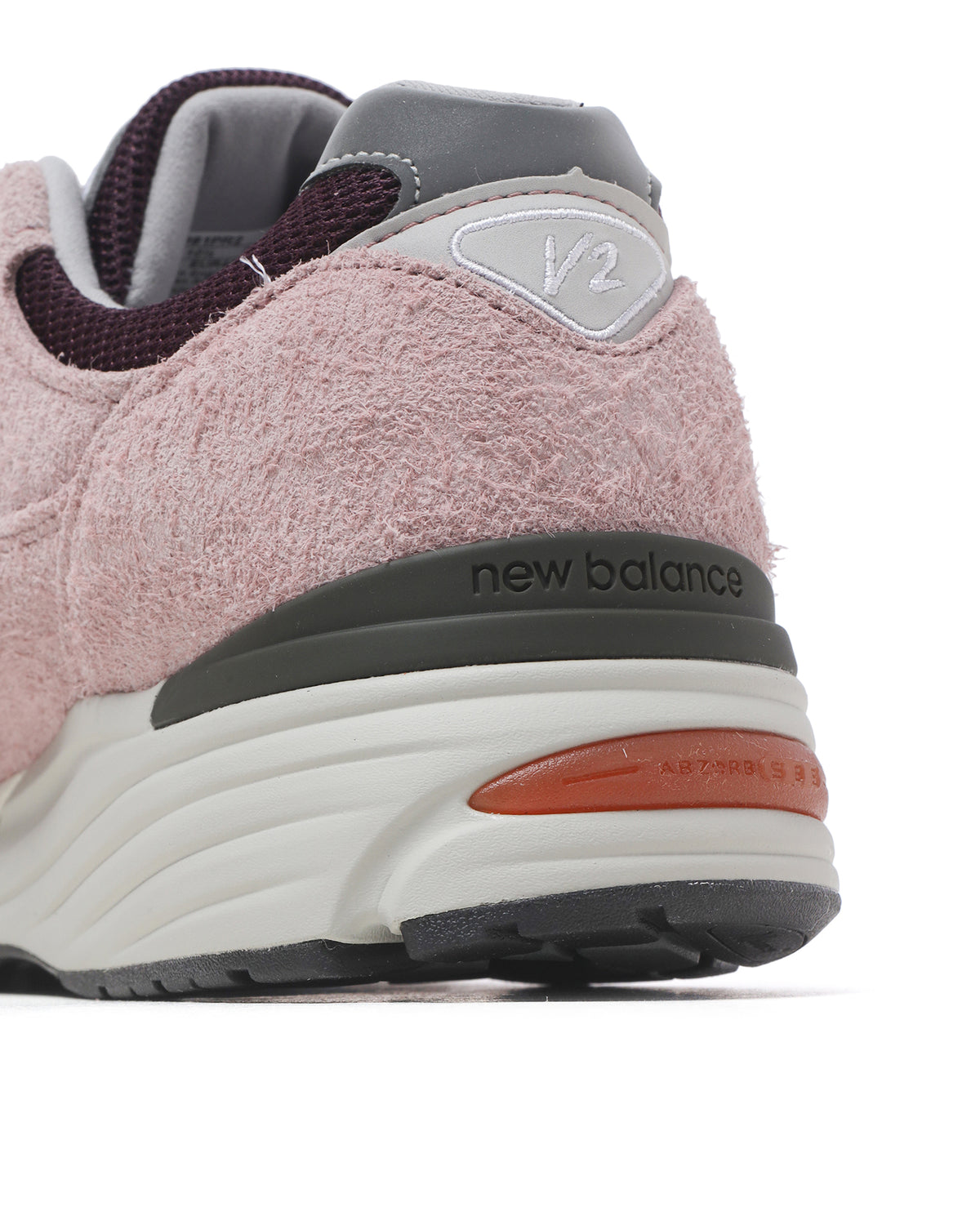 991v2 sneakers