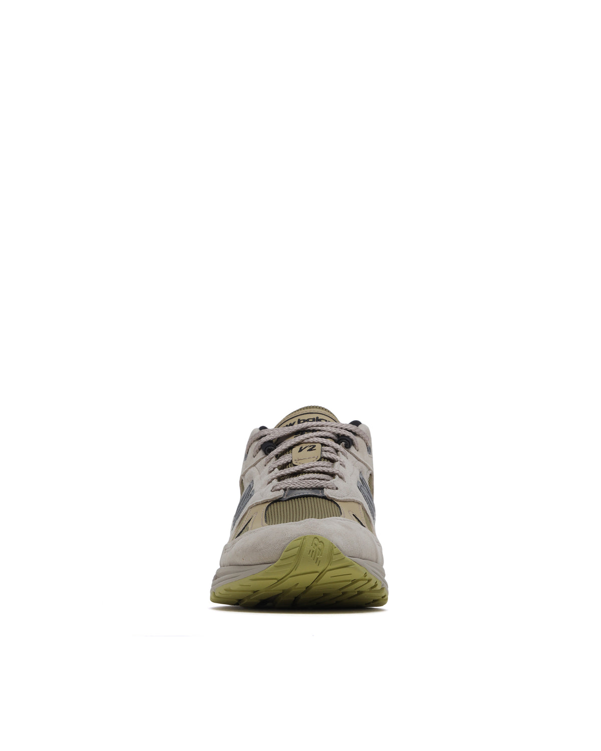 991v2 sneakers