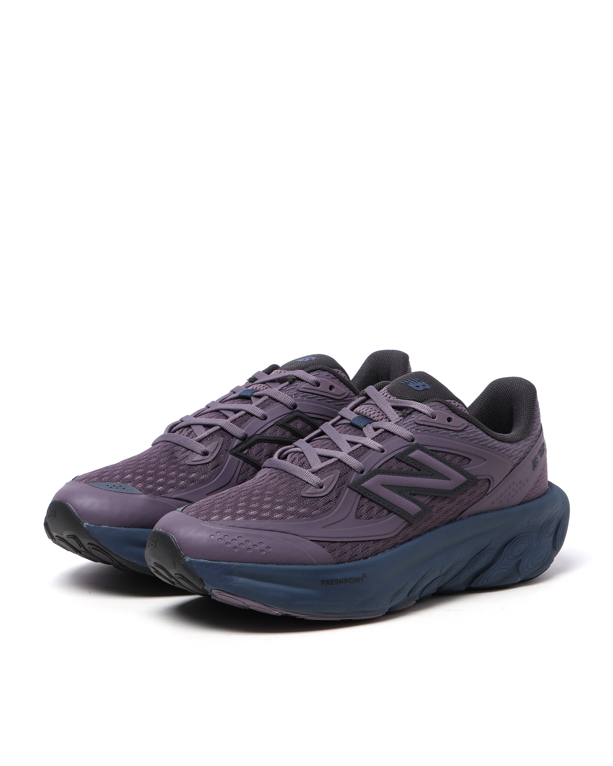 Run energy fresh foam sneakers