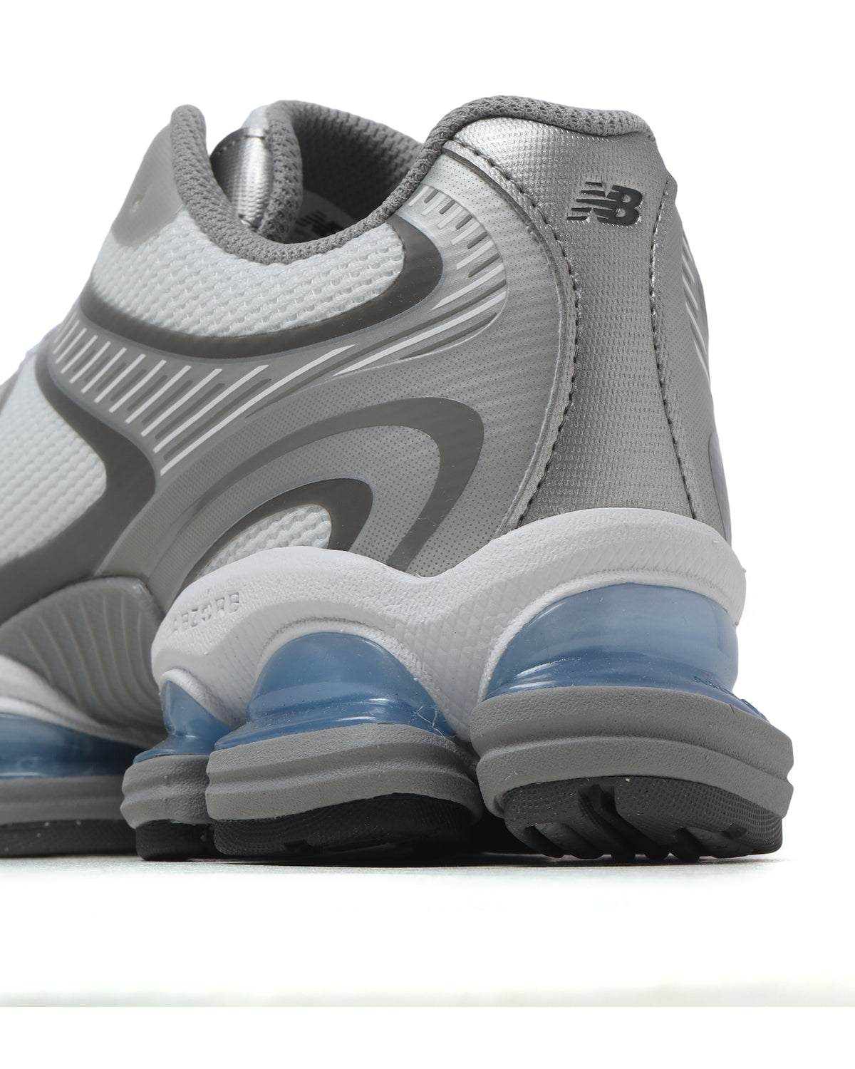 2000 sneakers