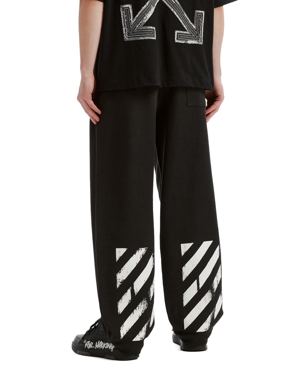 Loose-fit pants