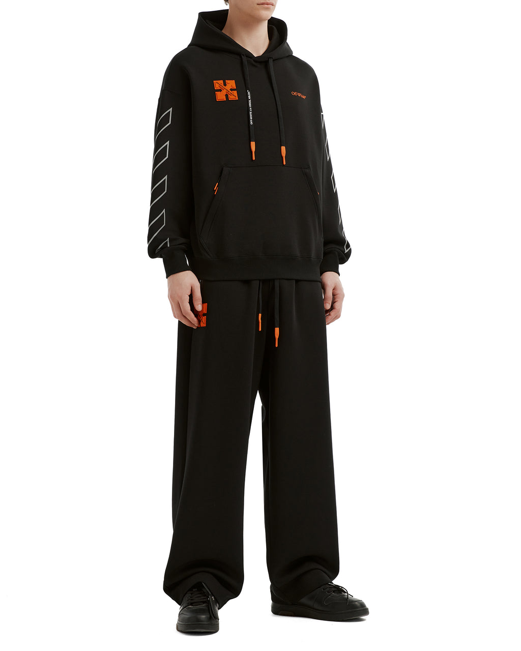 Arrow back logo hoodie