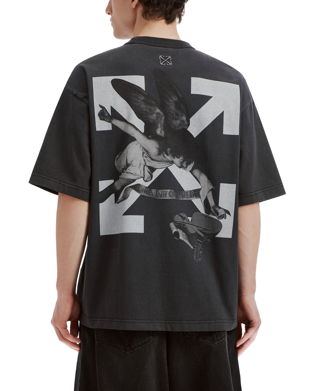 Graphic tee