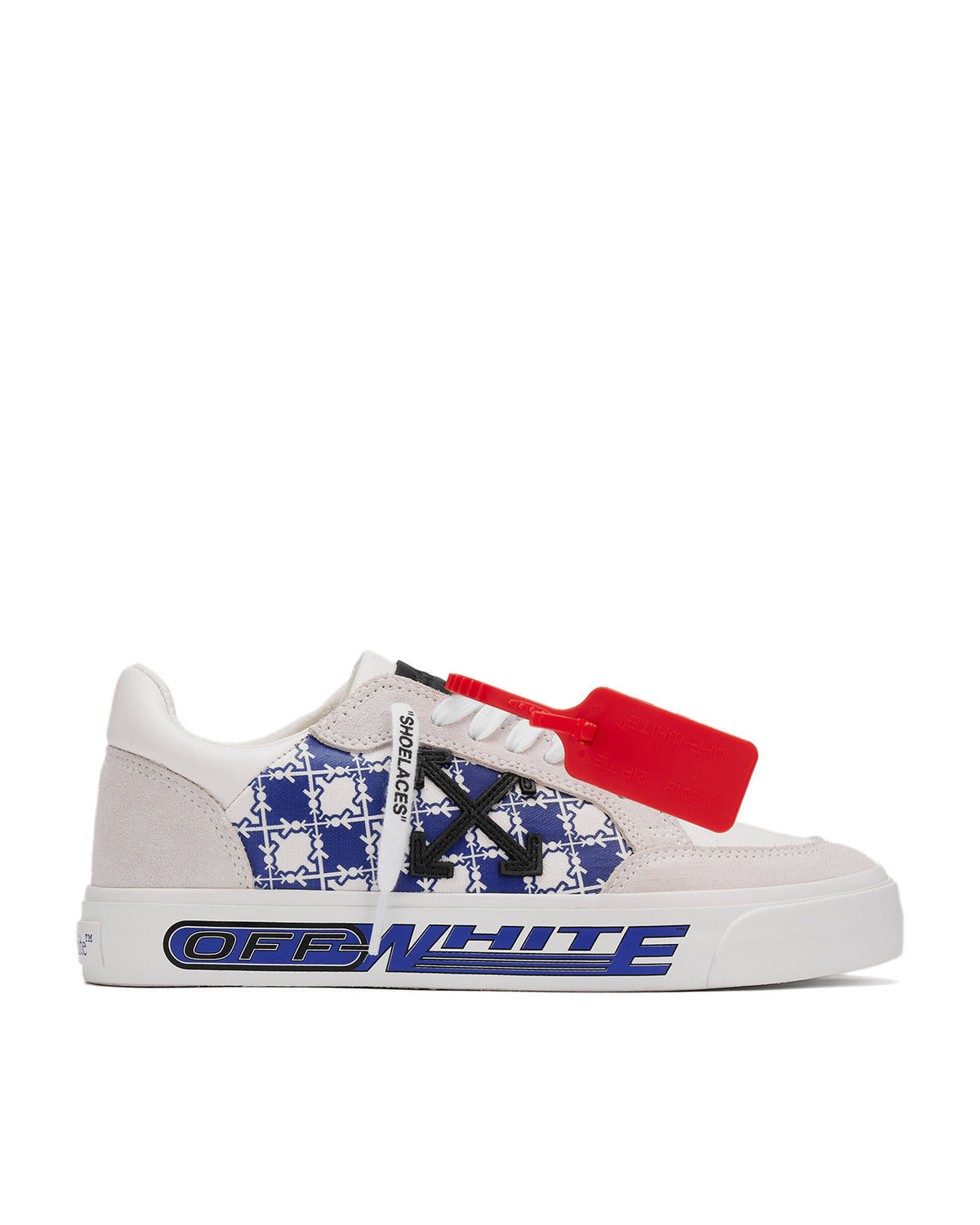 Low vulcanized sneakers