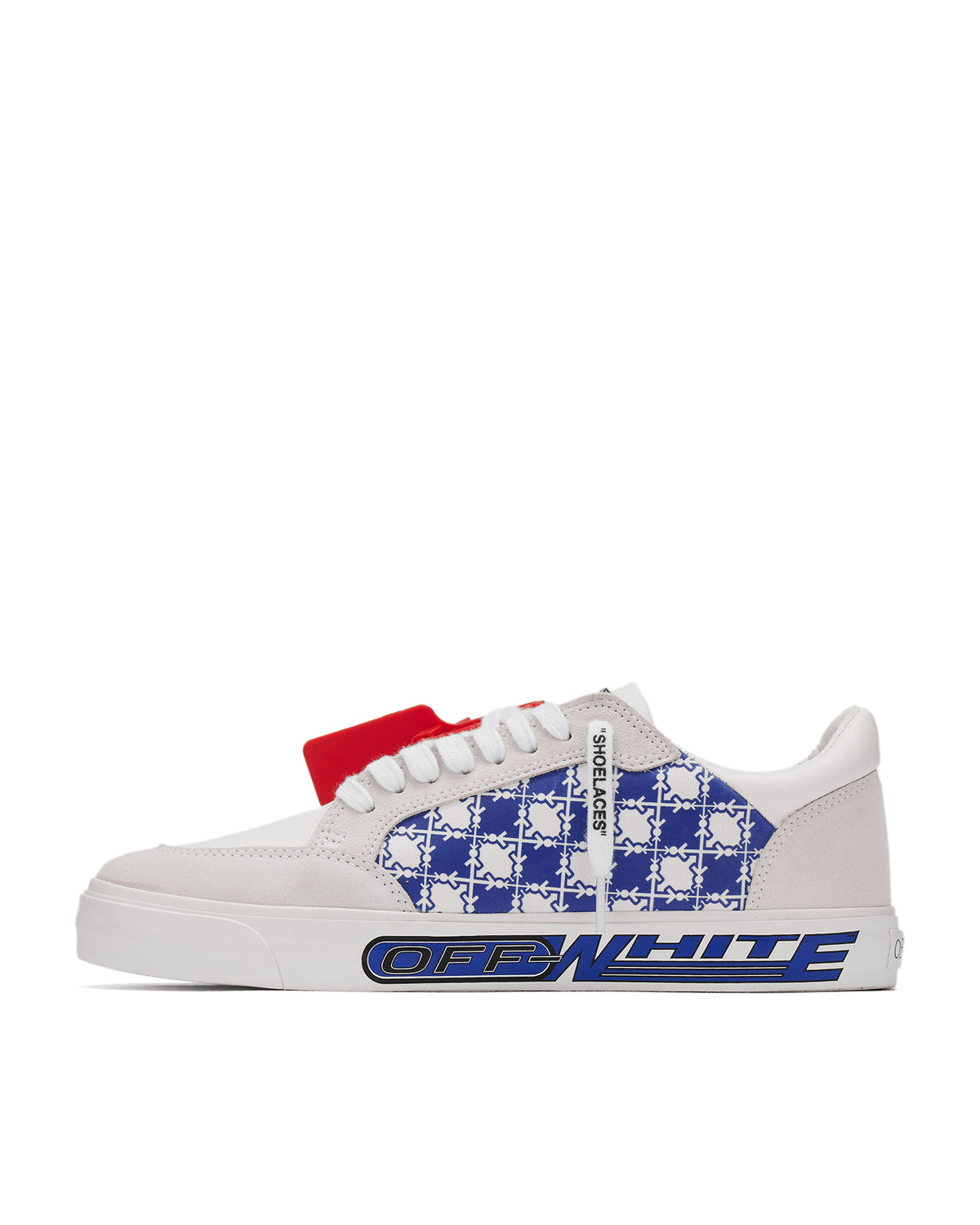 Low vulcanized sneakers