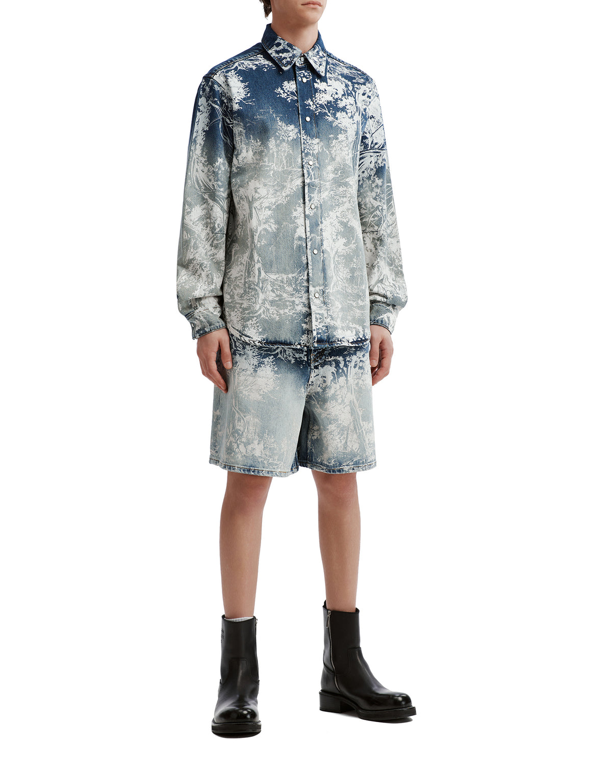 Printed denim shorts