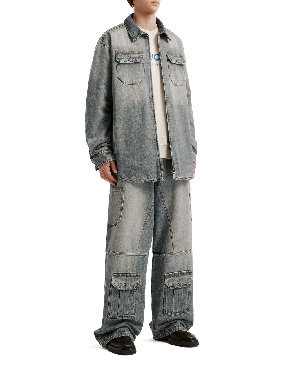 Zip denim jacket