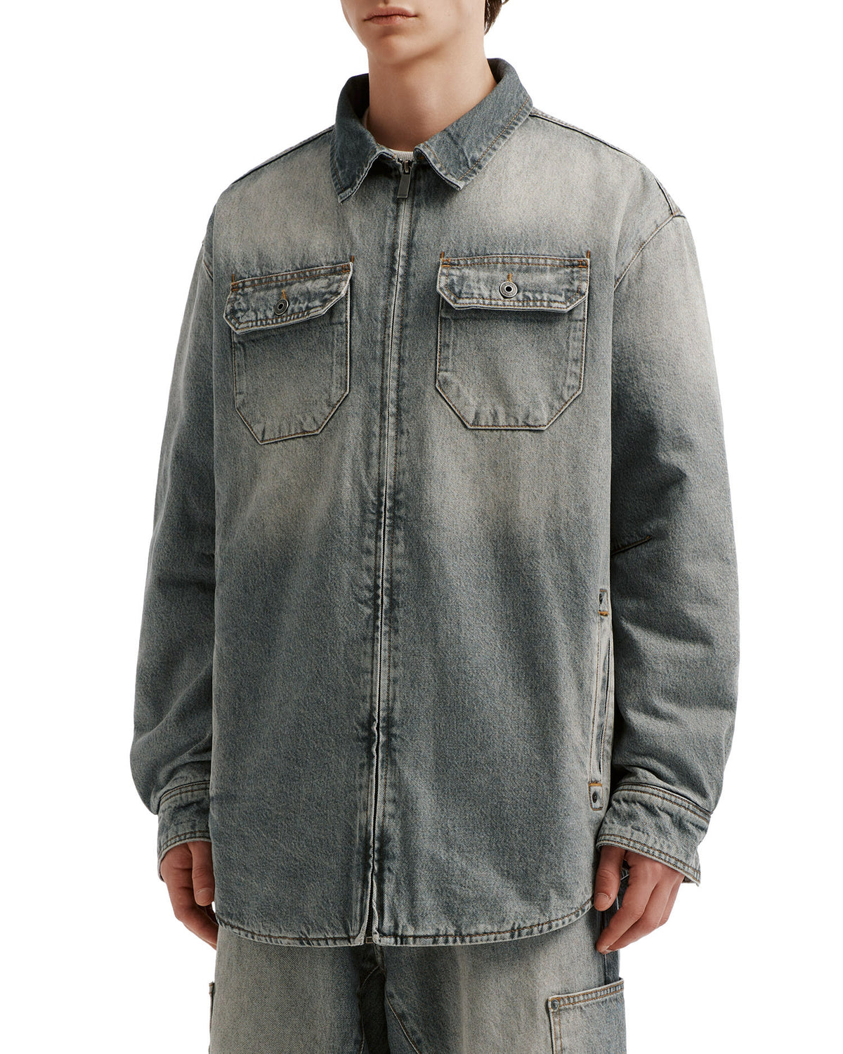 Zip denim jacket