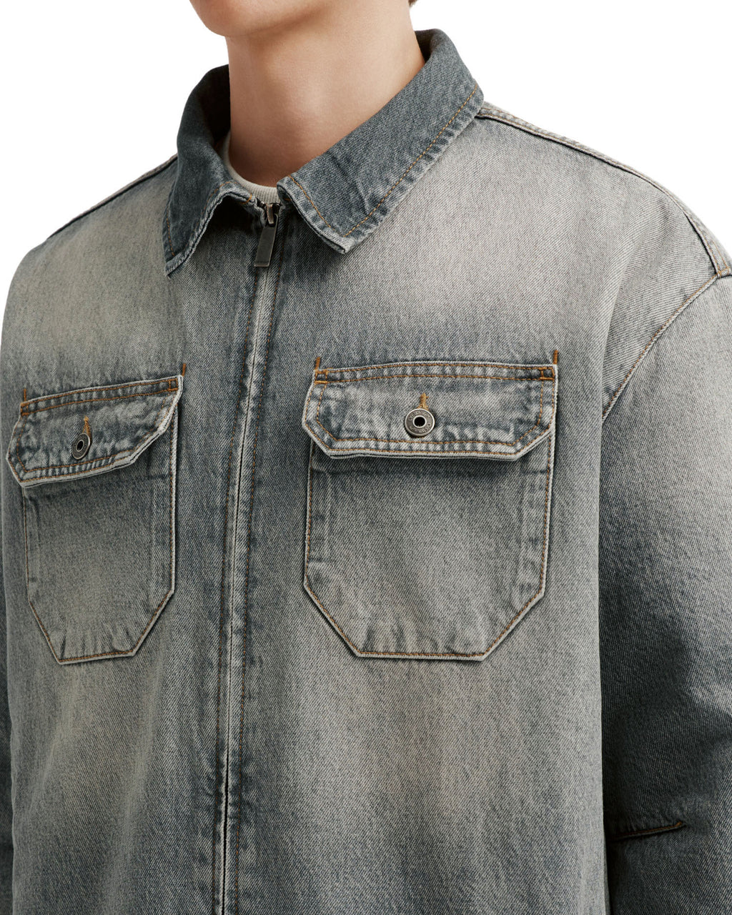 Zip denim jacket