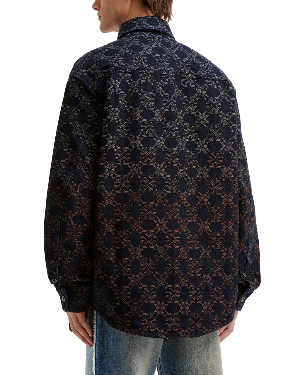 Patterned long sleeve shirt