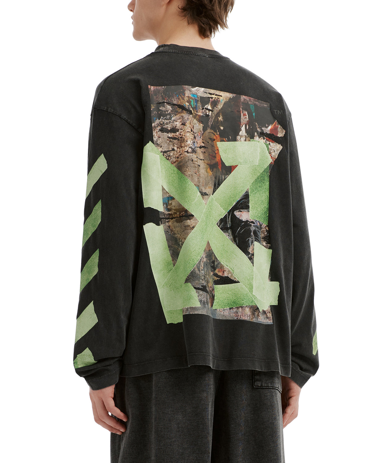 Graphic long sleeve T-shirt