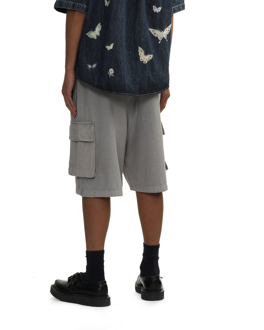 Mount shorts