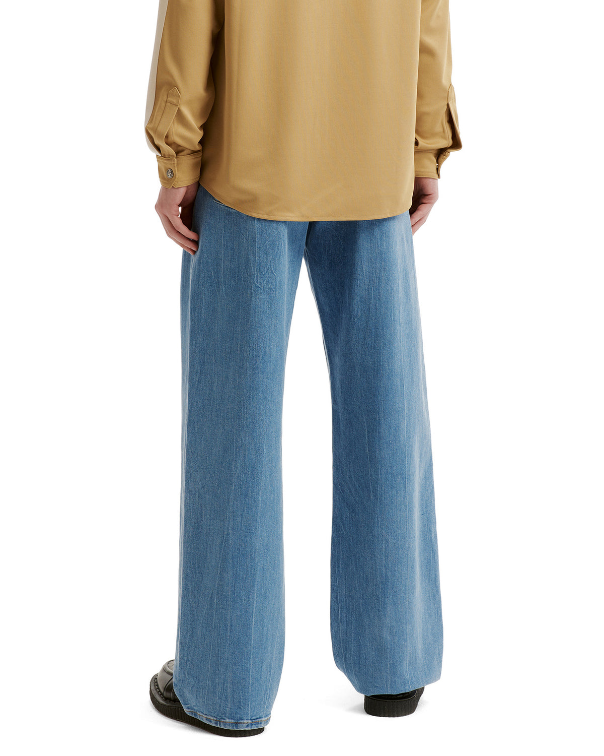Wide-leg jeans