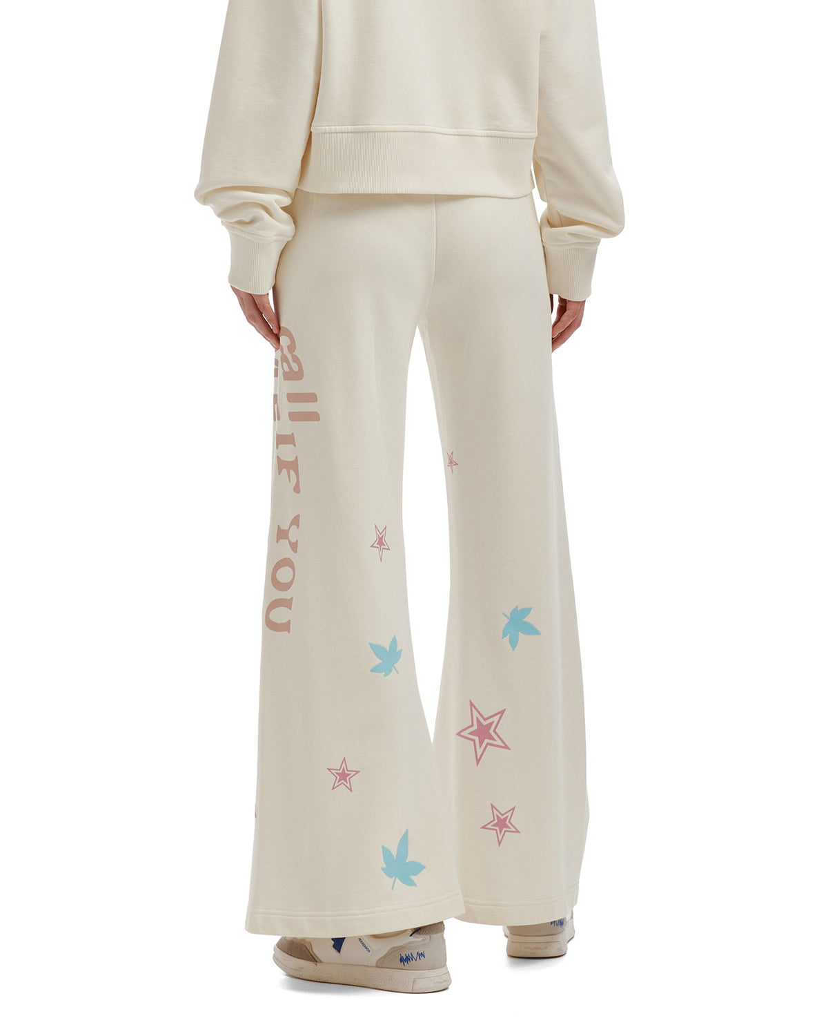 Graphic pants