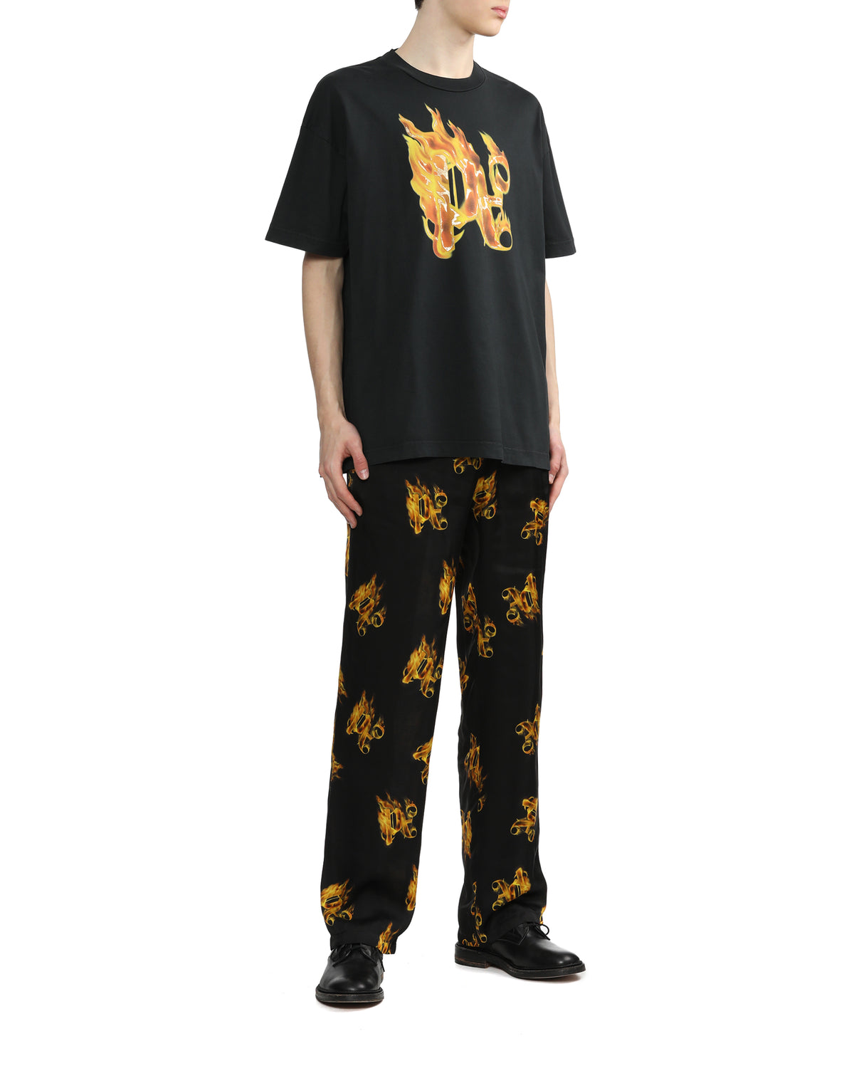 Burning monogram loose pants