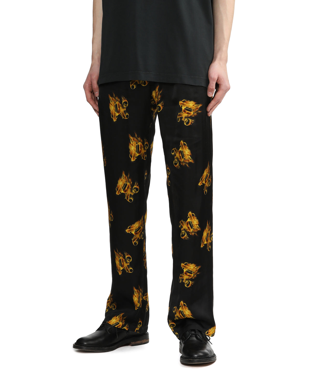 Burning monogram loose pants