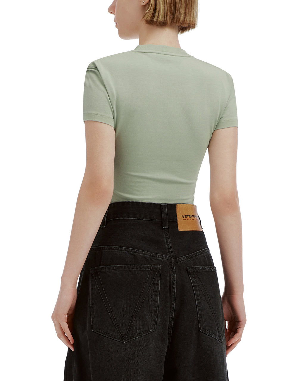 Cropped tee