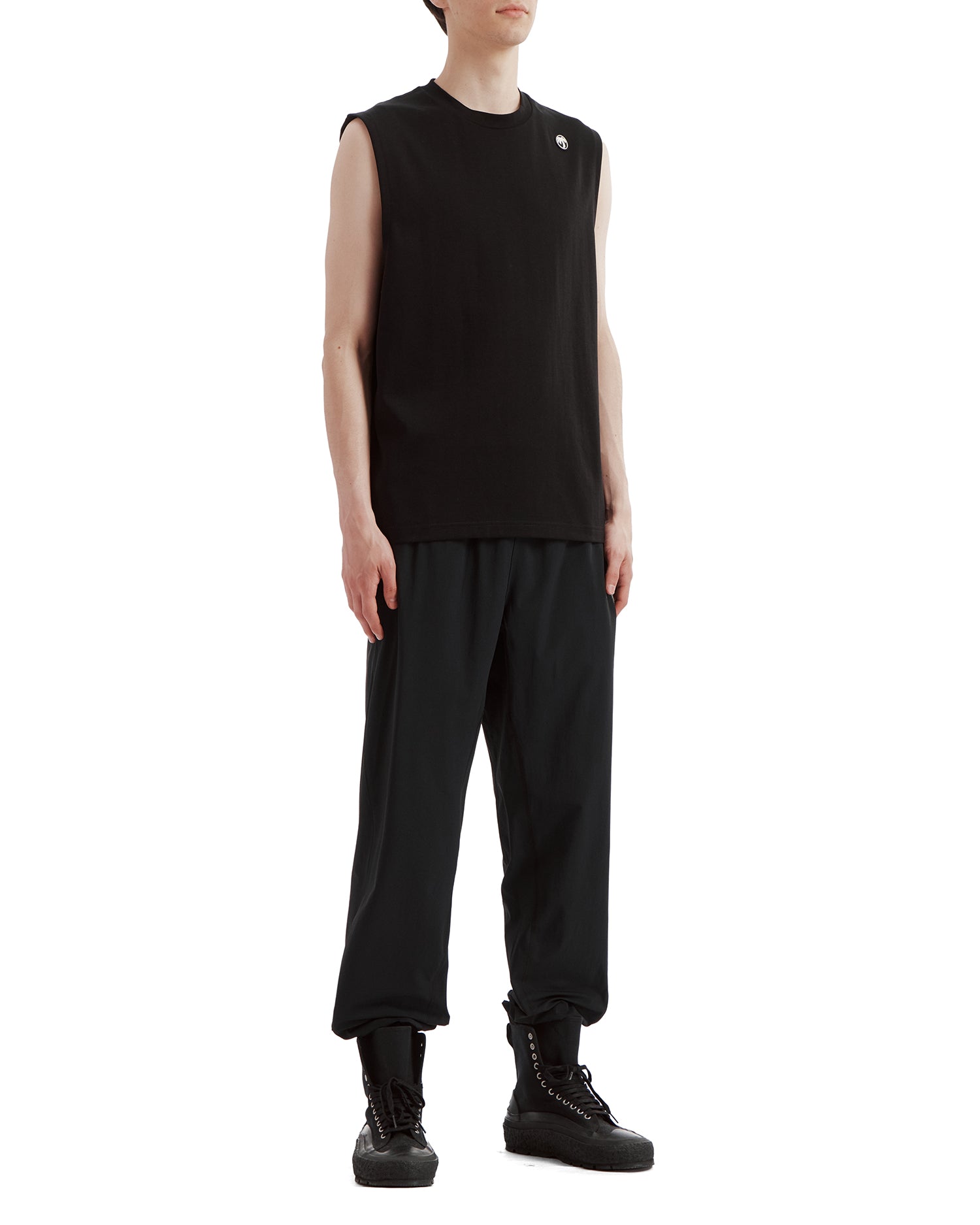 Athletic pants