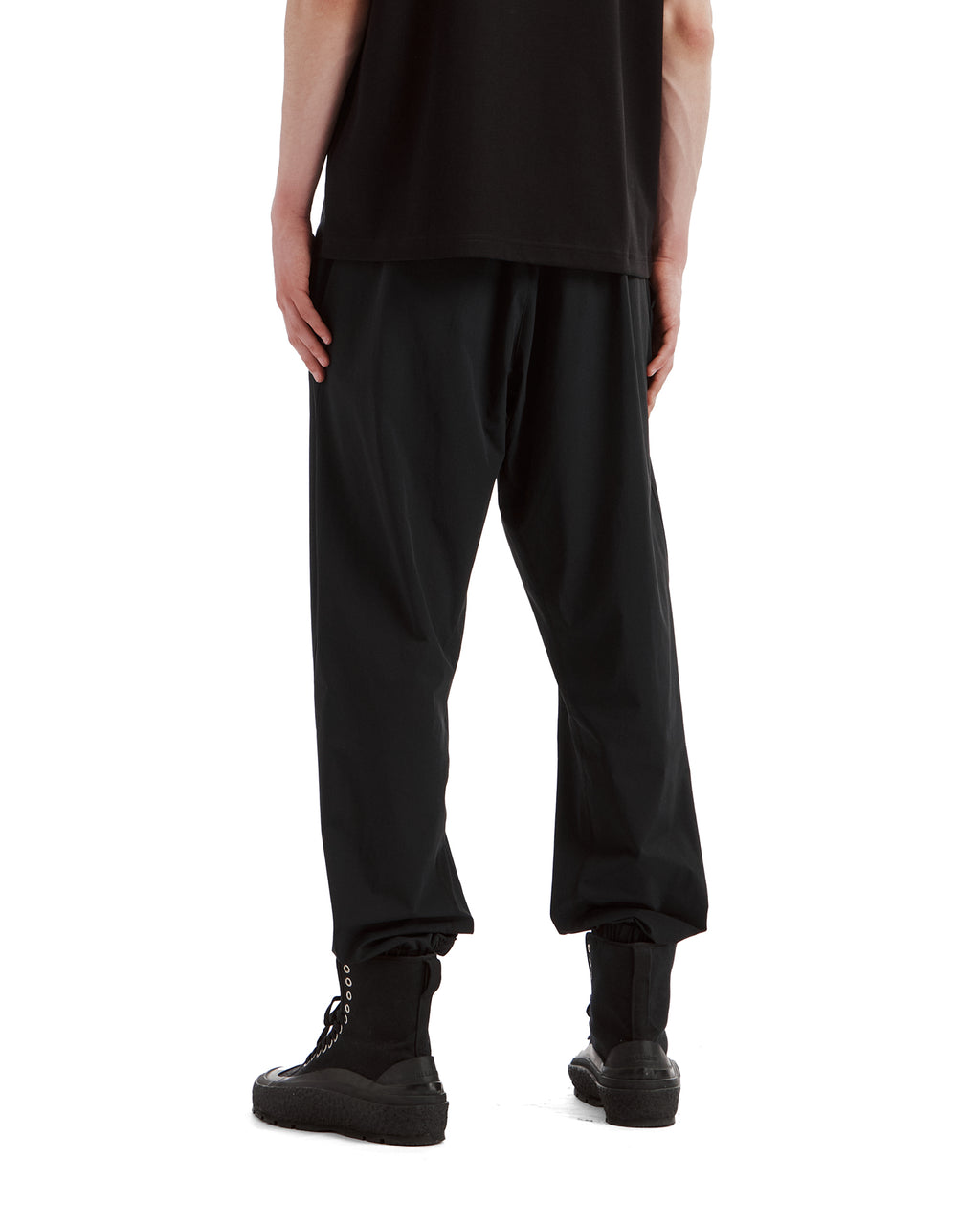 Athletic pants