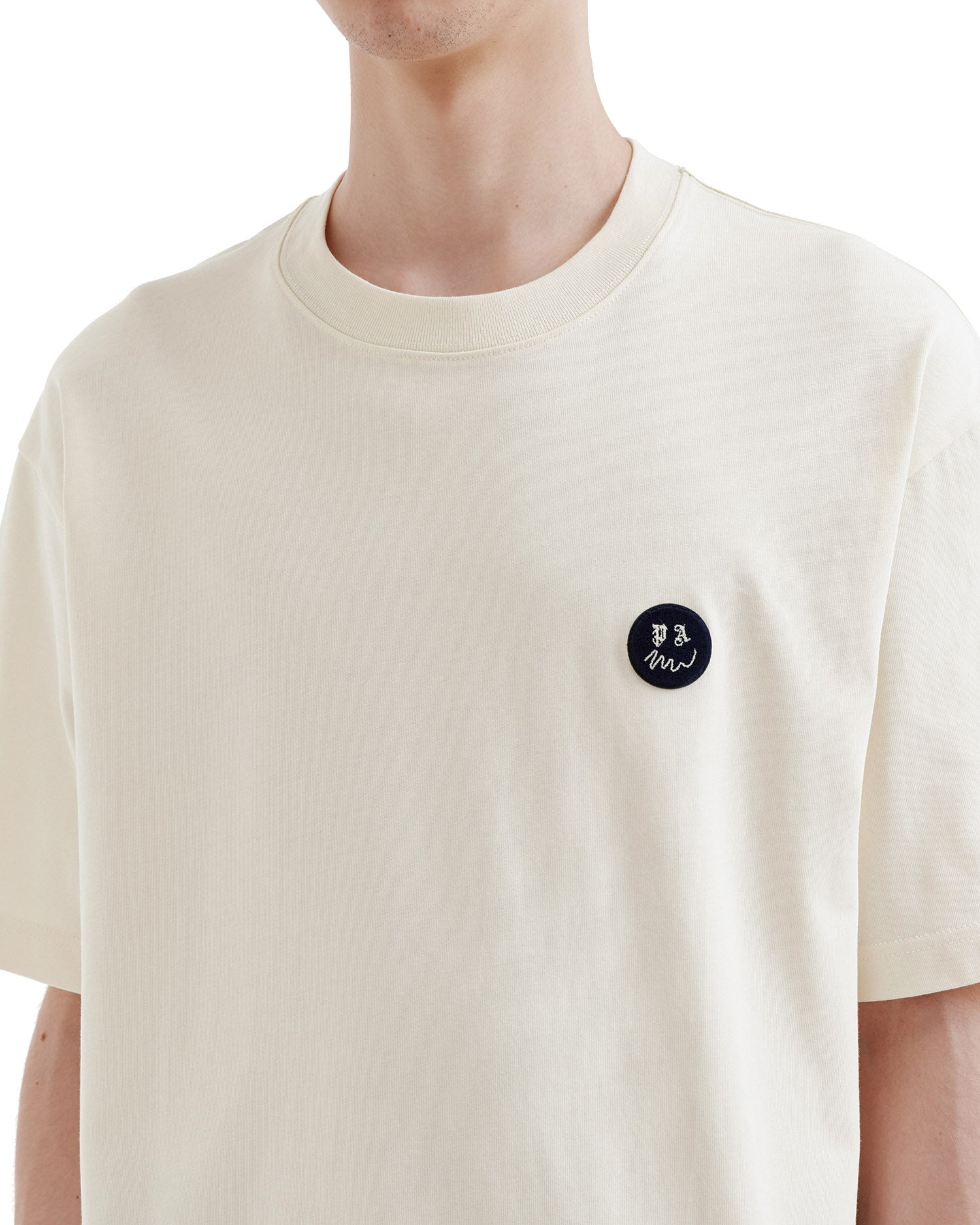 Smile face patch tee