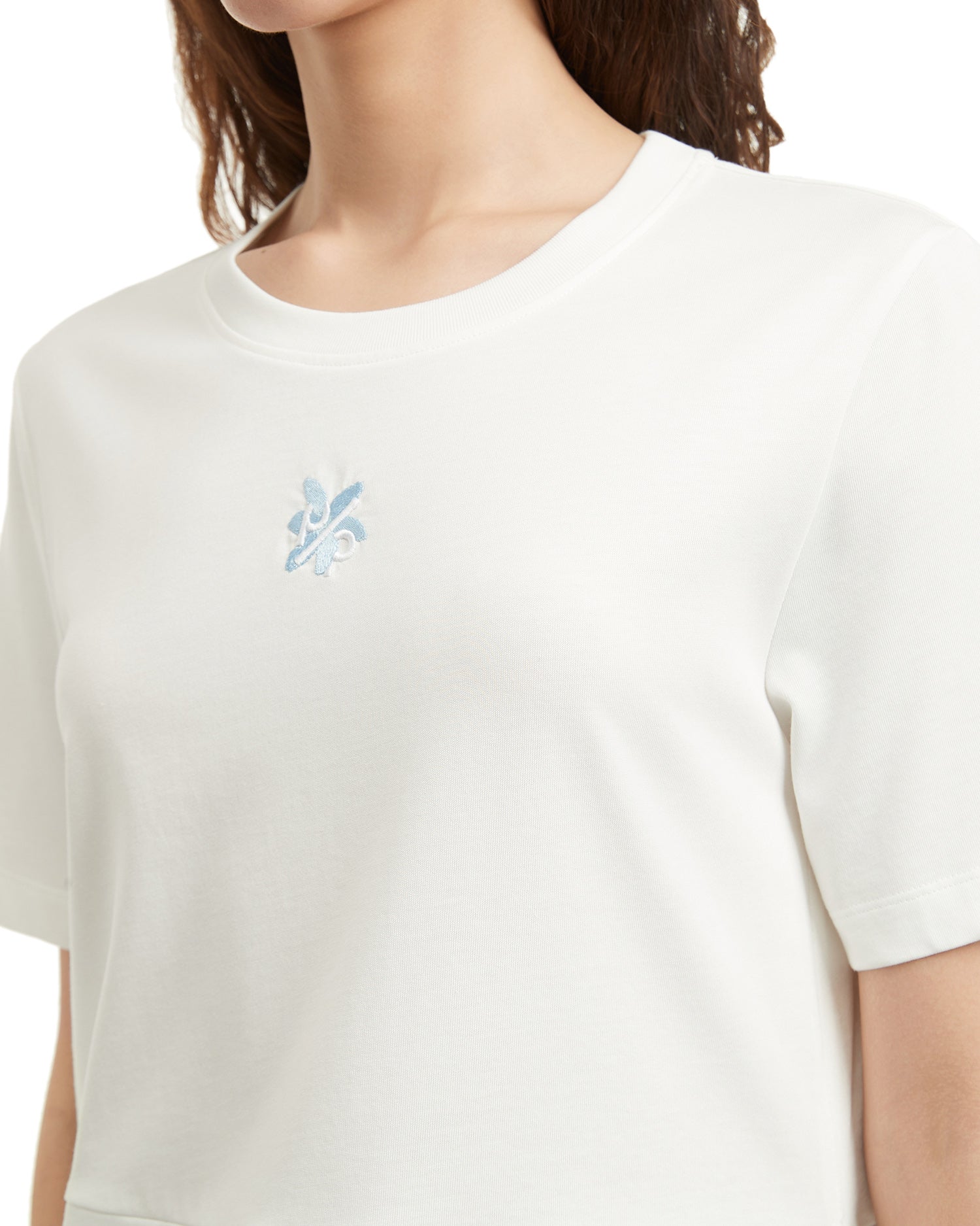 Embroidered tee