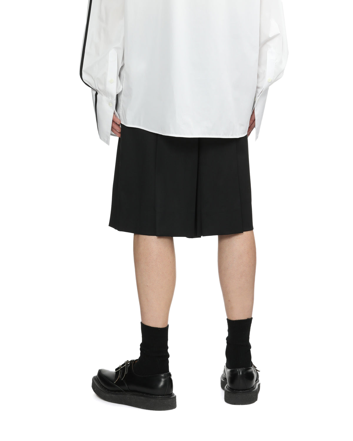 Pleated shorts