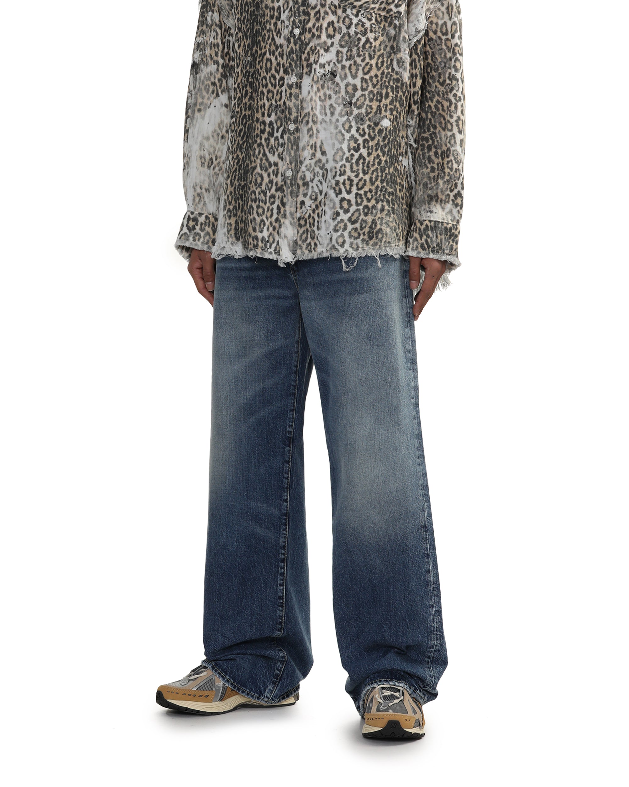 Straight cut jeans