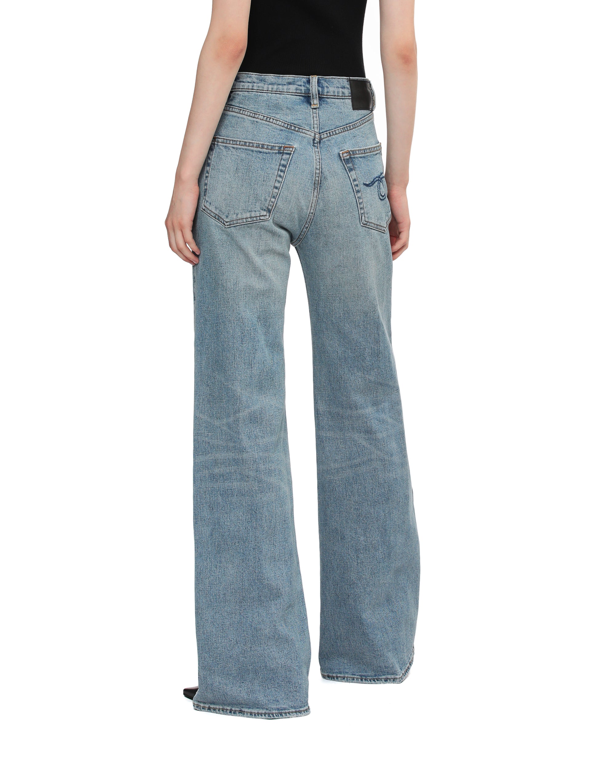 Wide-leg jeans