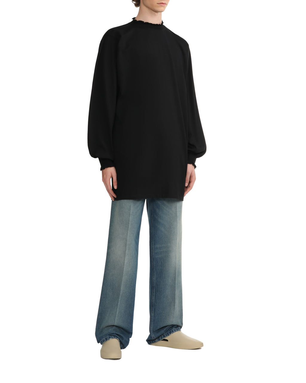 Ruffled neck top