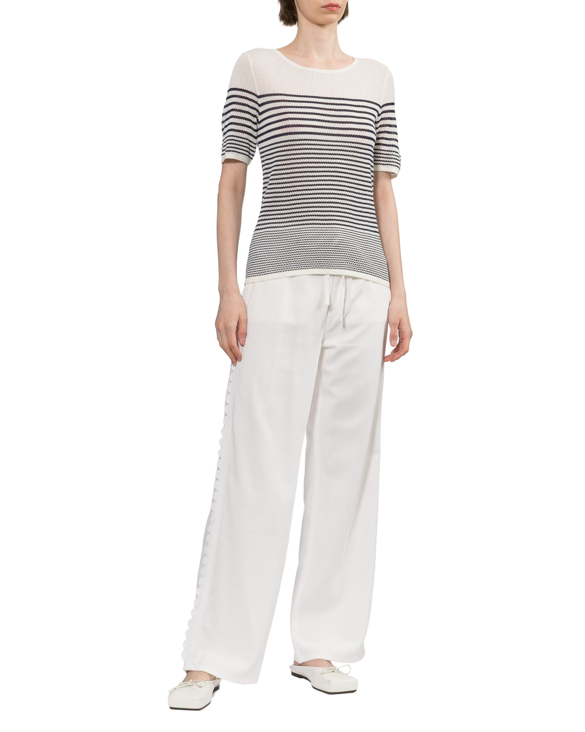Wide-leg pants