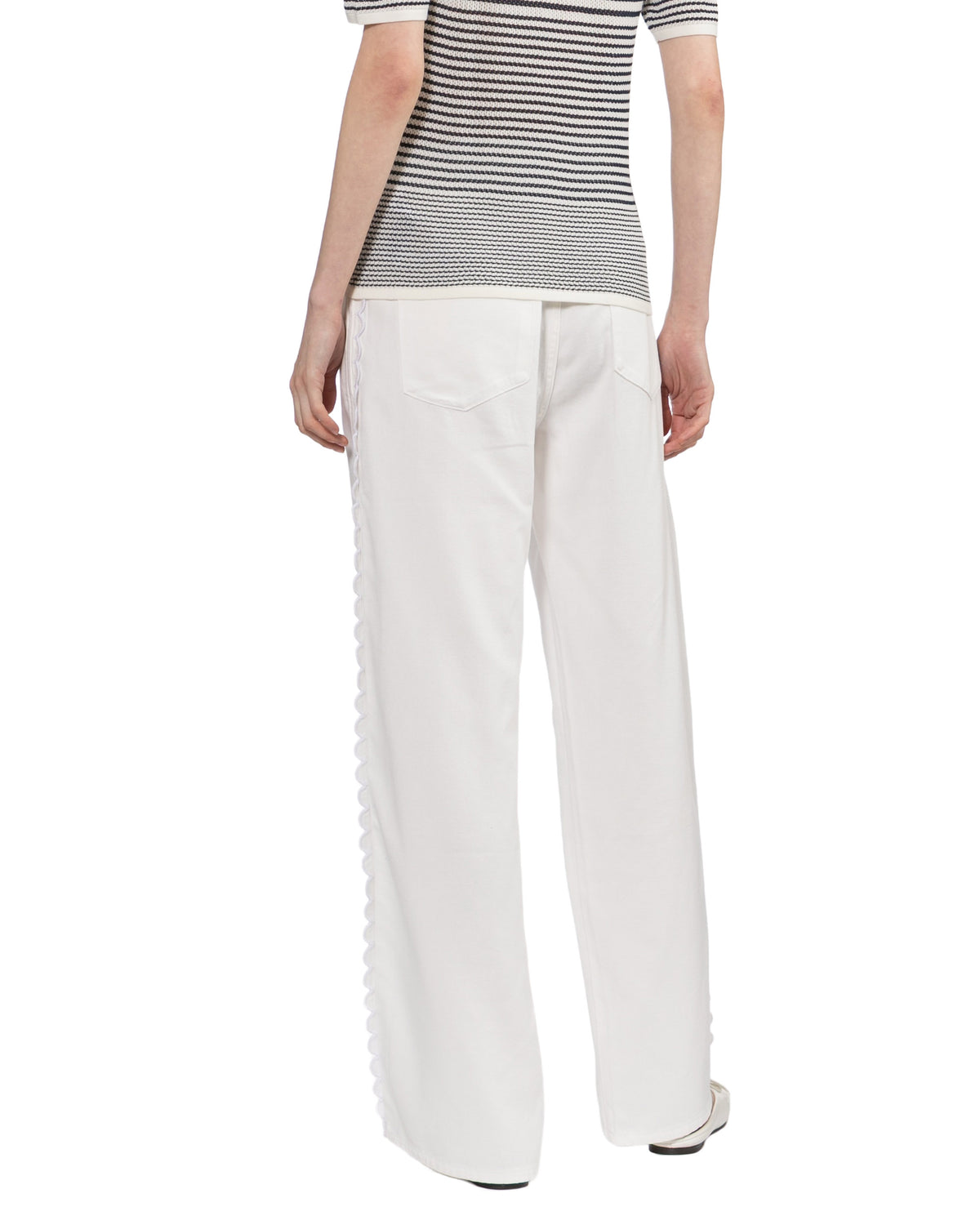 Wide-leg pants