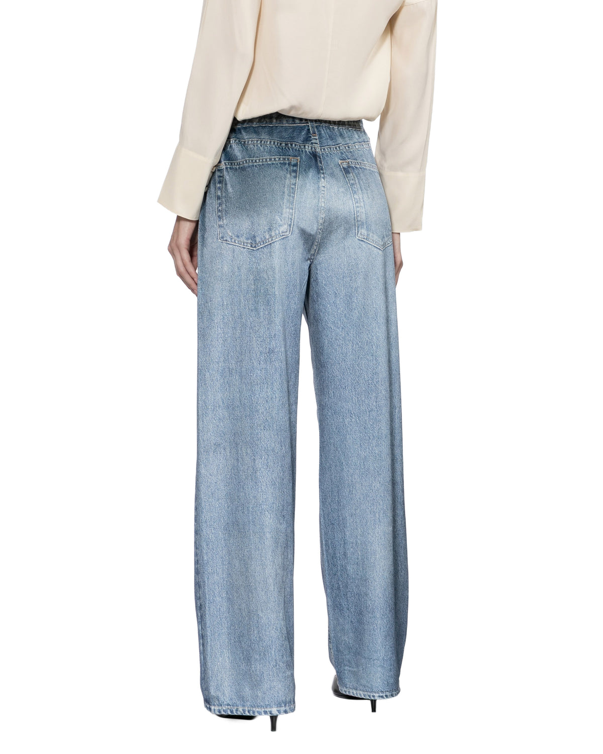 Wide-leg jeans