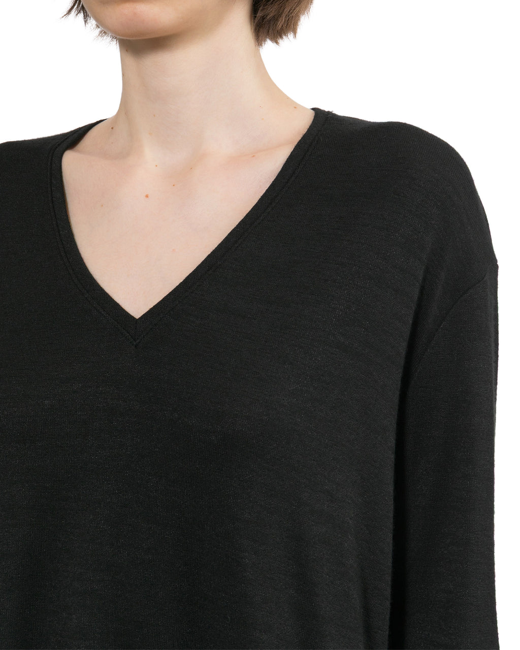 V-neck long tee