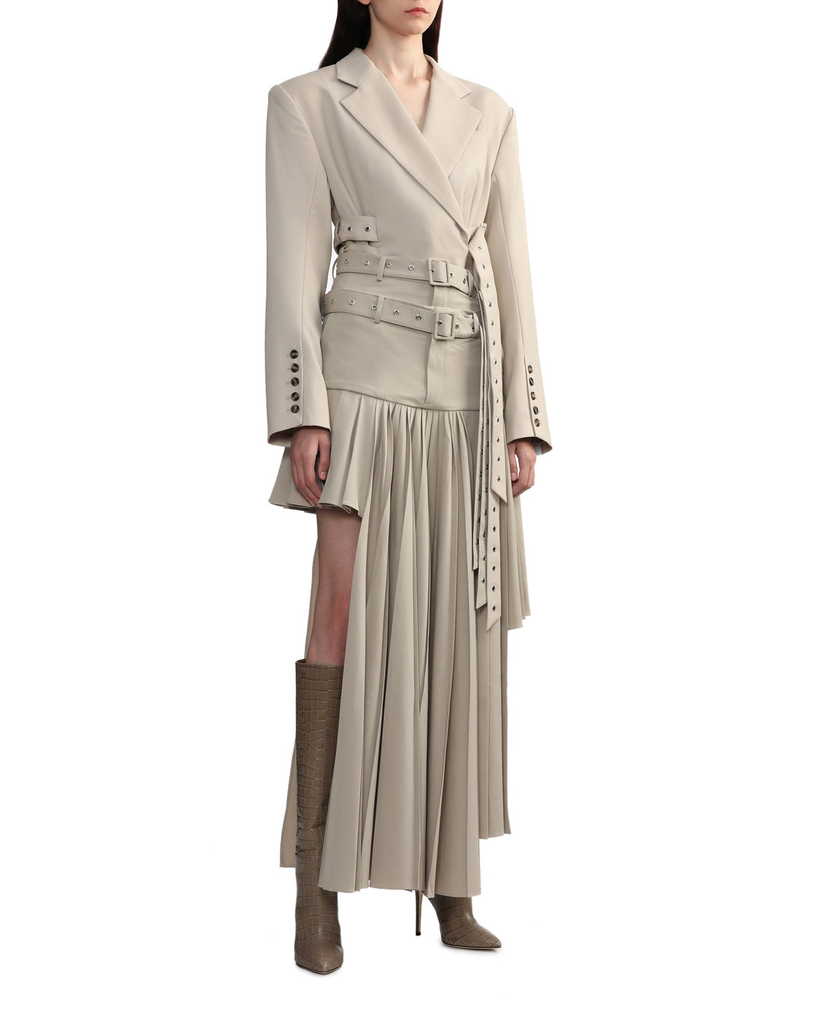 Double-belted pleated skirt