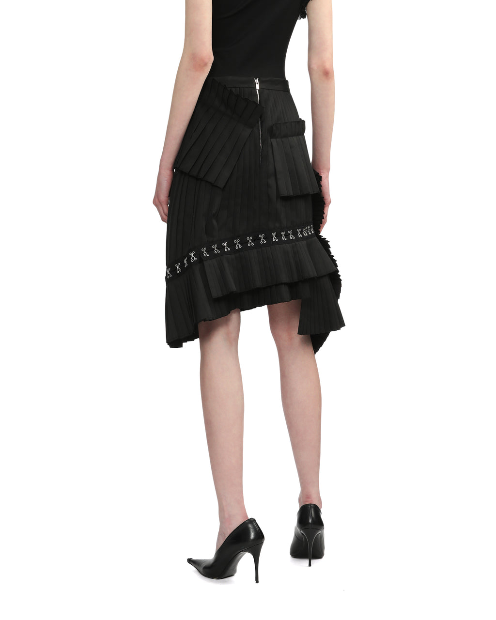 Asymmetric pleated skirt