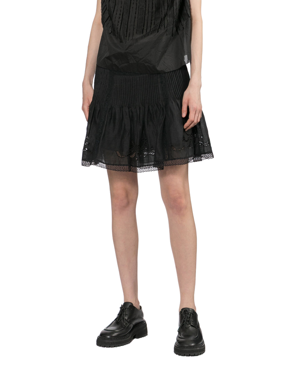 Lace-trim skirt