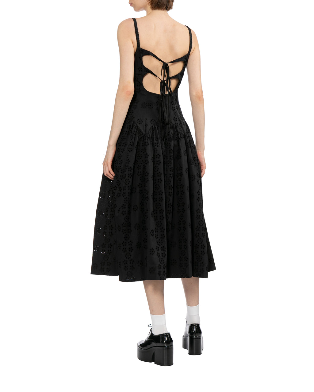 Sleeveless dress